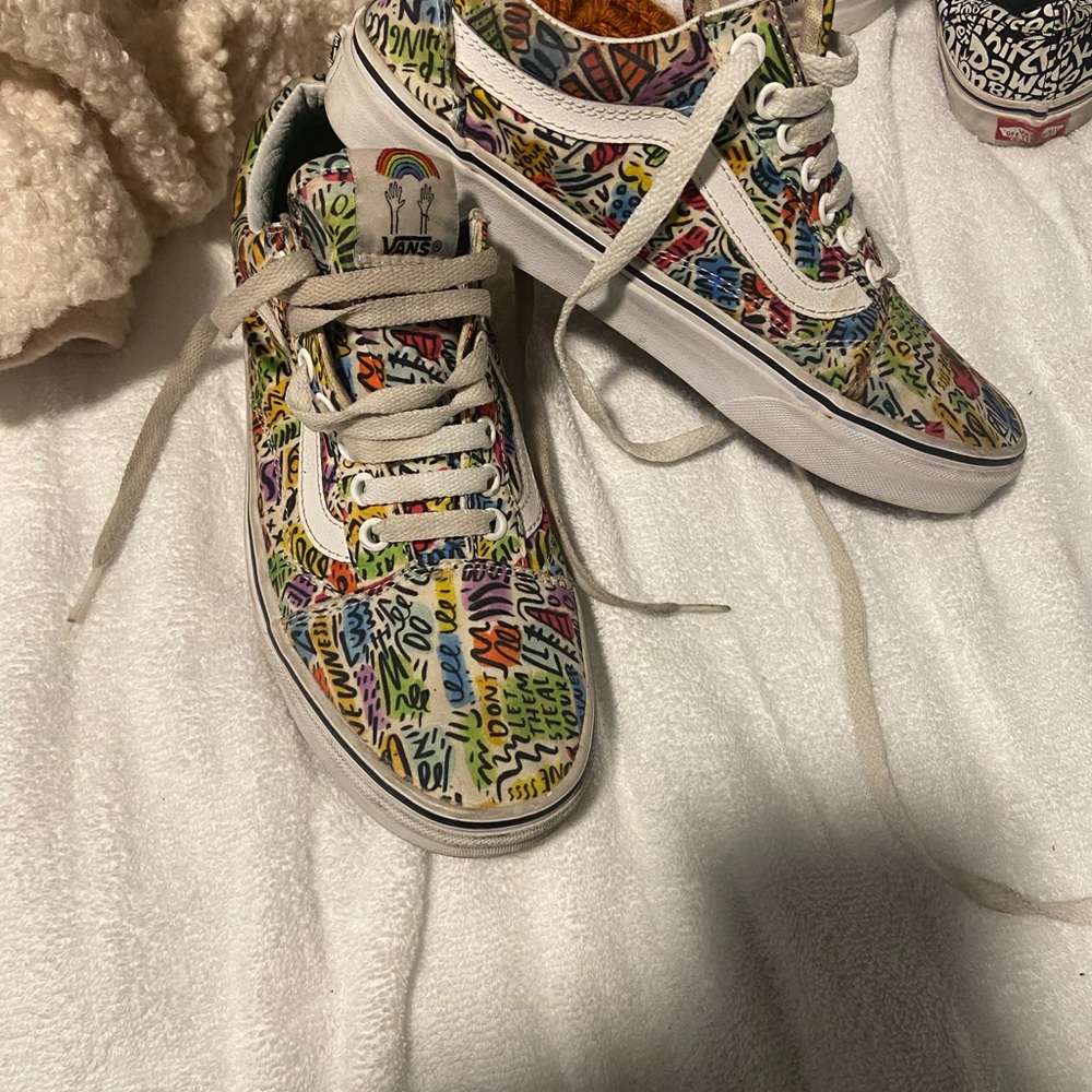 Limited Edition Vans - Picture 3 of 3
